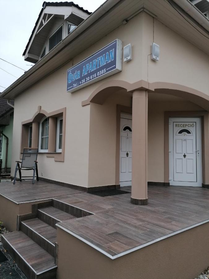 Ovar Apartman Mosonmagyaróvár Екстериор снимка